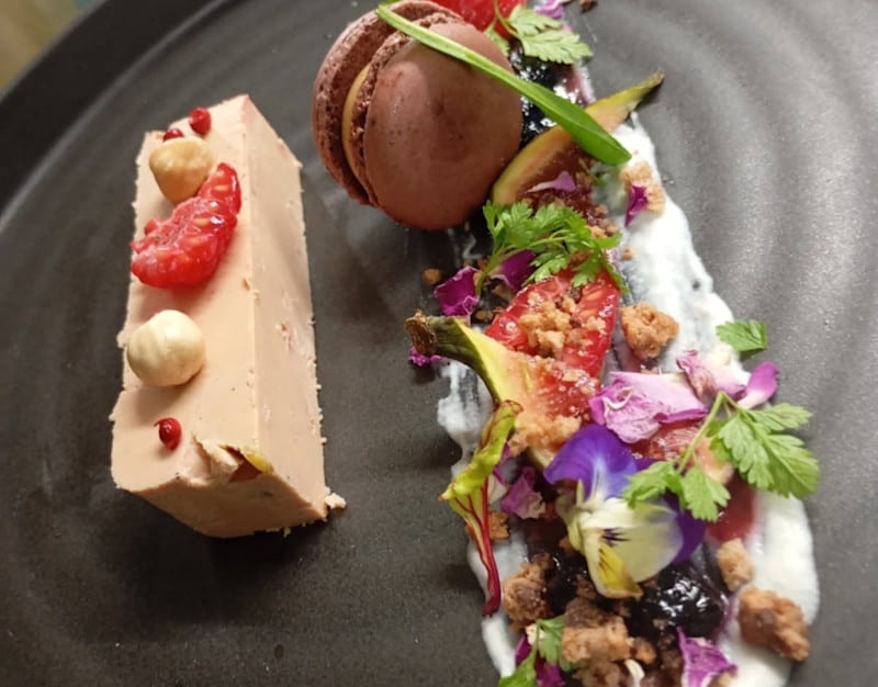 Terrine de foie gras, macaron et figues, carte Mariage AMC Traiteur